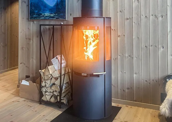 Stunning In Fla With Sauna Eggedal